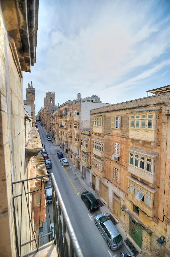 Comfy 1 Bedroom - Sun Terrace & Sea Views Gbuh1-1 Valletta
