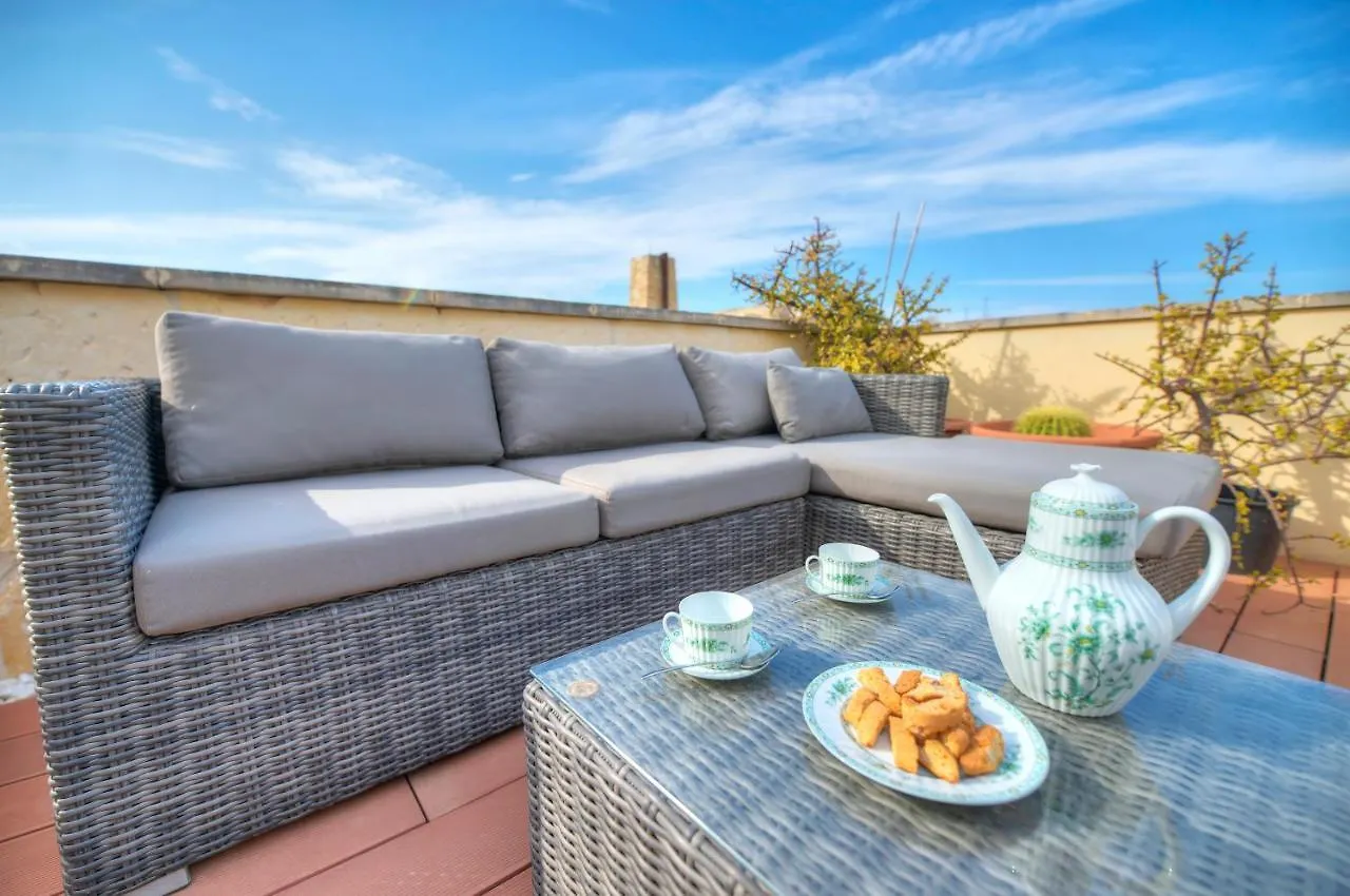 Comfy 1 Bedroom - Sun Terrace & Sea Views Gbuh1-1 Valletta