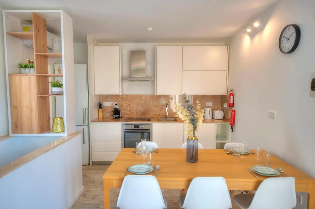 Comfy 1 Bedroom - Sun Terrace & Sea Views Gbuh1-1 Valletta
